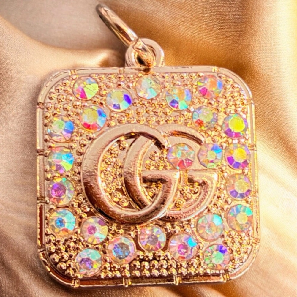 GUCCI Zipper Pull Button Charm Stamped 18mm